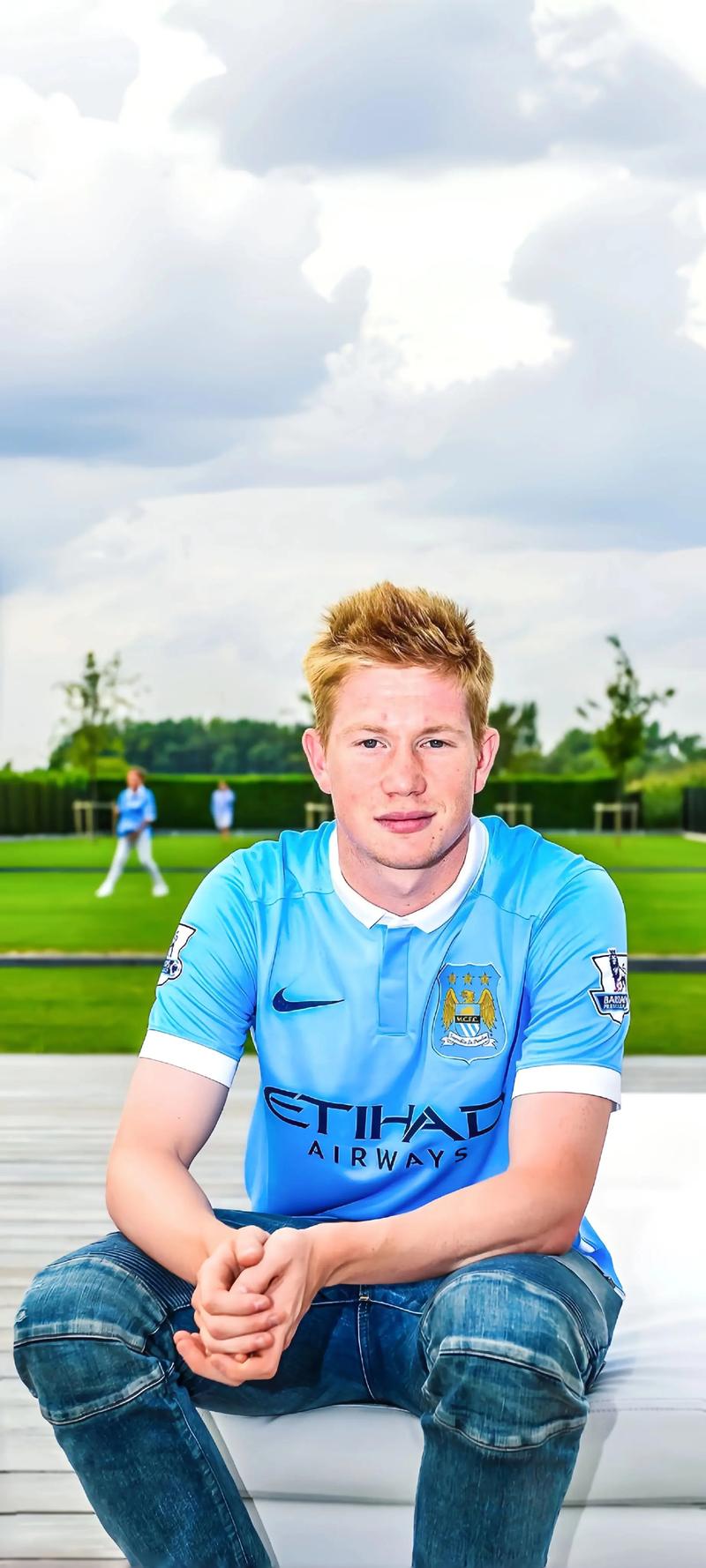 替补球员关键进球逆转比赛局势