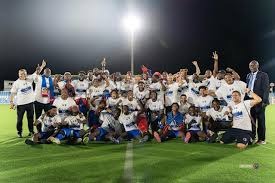 赫内斯支持废除50+1，拜仁球迷拉横幅反对：这是不可想象的