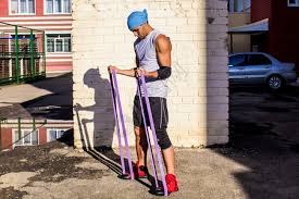 NBA新秀榜更新：马刺卡斯尔稳居榜首，奇才萨尔飙升至第三